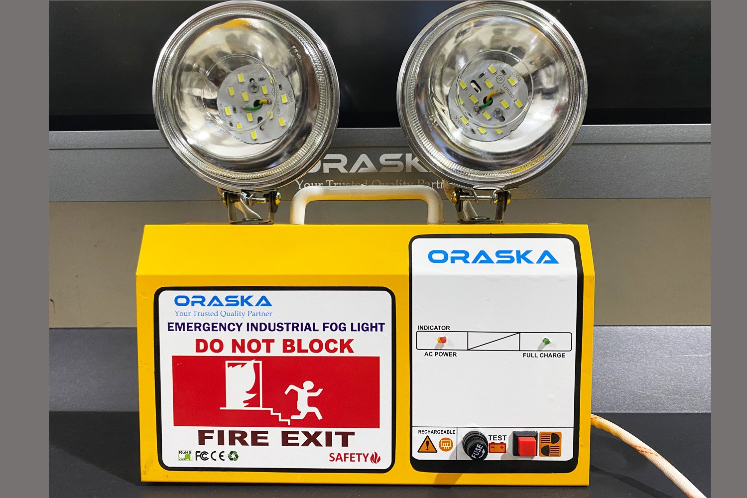 ORASKA Lycan1207 Fog Light 30W Cool White Microprocessor Emergency Light 12V-9AH Battery World's Best Quality in Bangladesh