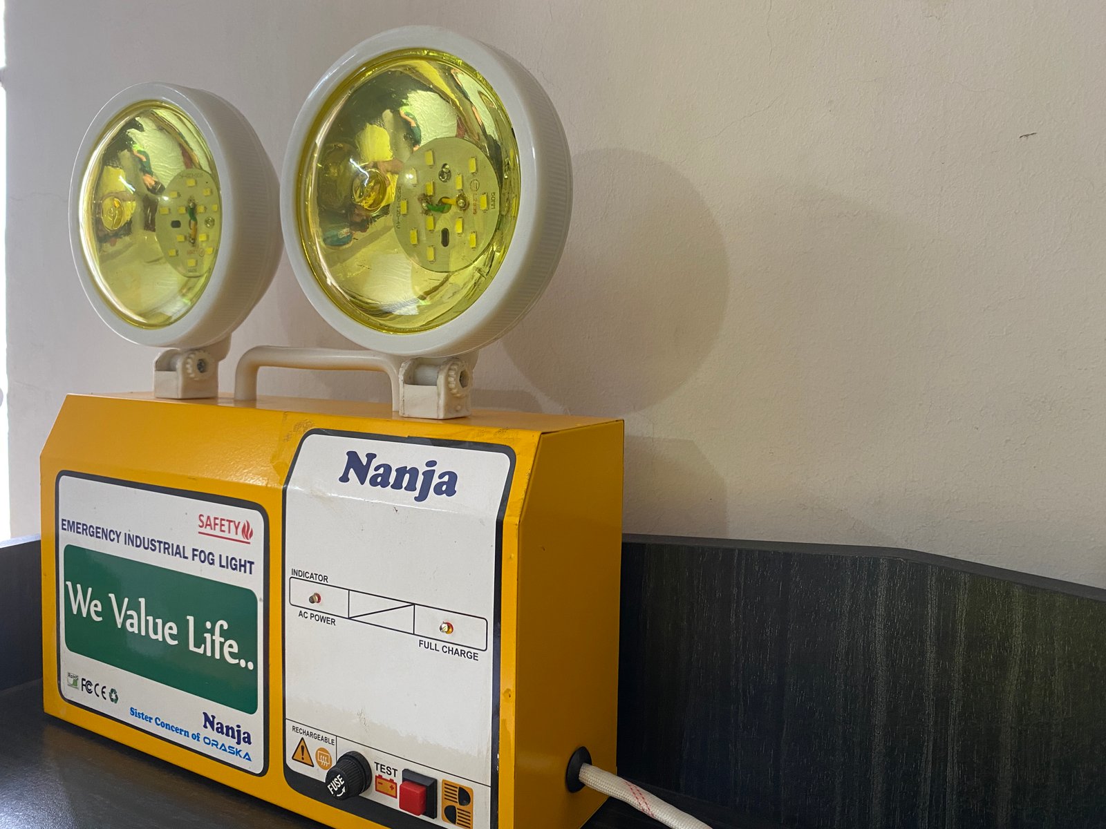 img/10Watt_Fog_Light_Oraska_NR4V10W_Emergency_Fog_Light_price_Bangladesh_Yellow_6watt_LED_Lamp_Bangladesh_low_price_4V_Battery_3_hrs_backup_10_lux_UL_NFPA_Accord_Listed_Exit_Sign_7_68725f3120296.JPG
