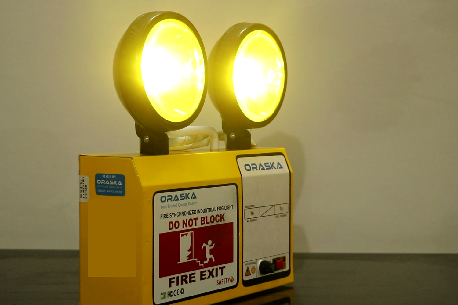 ORASKA NR6V24W Yellow 24W Emergency Fog Light 6V-4.5AH Battery – UL NFPA Standard World's Best Quality Made in Bangladesh